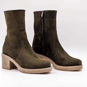La Canadienne Zed Waterproof Olive Oiled Suede Side Zip Boots Women's Size 9M